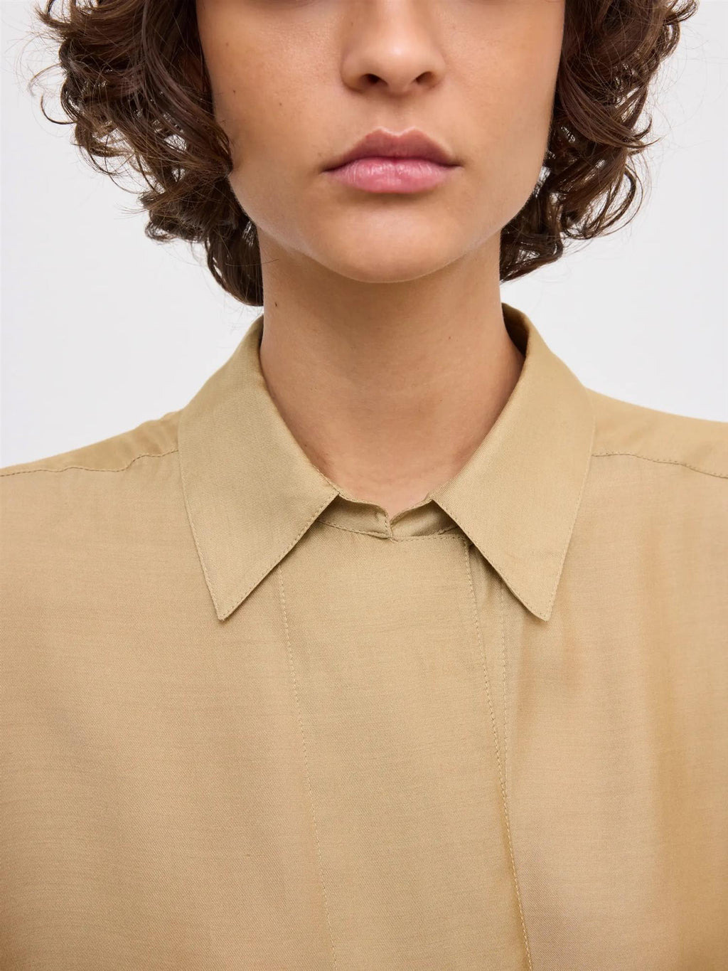 Cropped Shirt Sand Beige