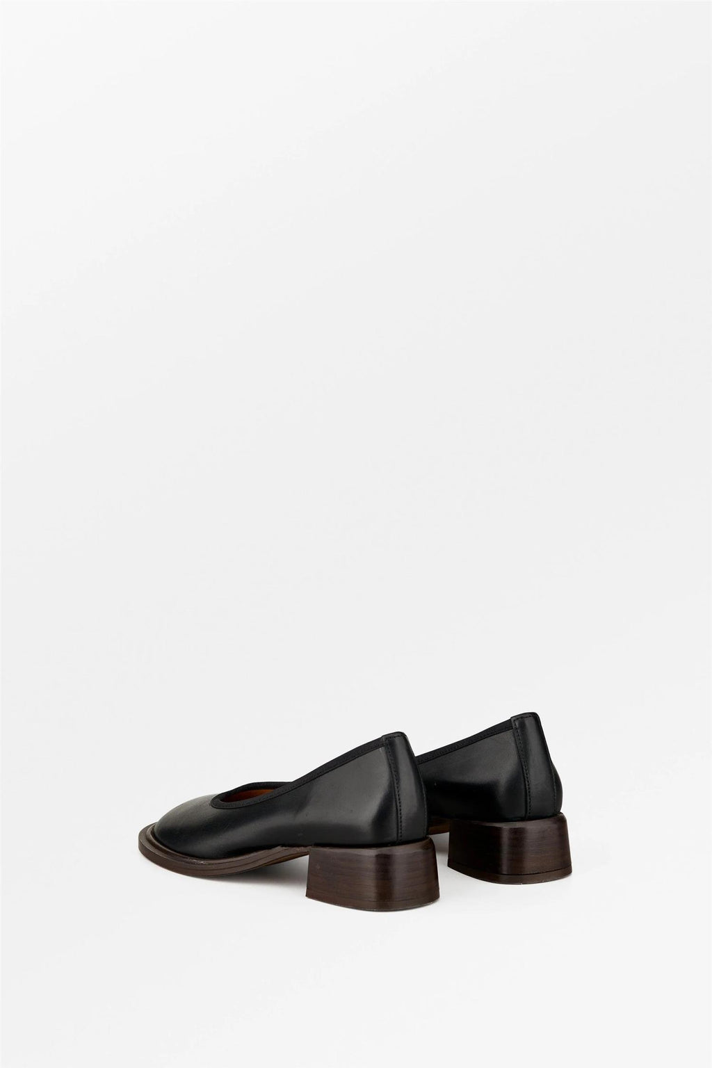 Alaia Leather Shoes