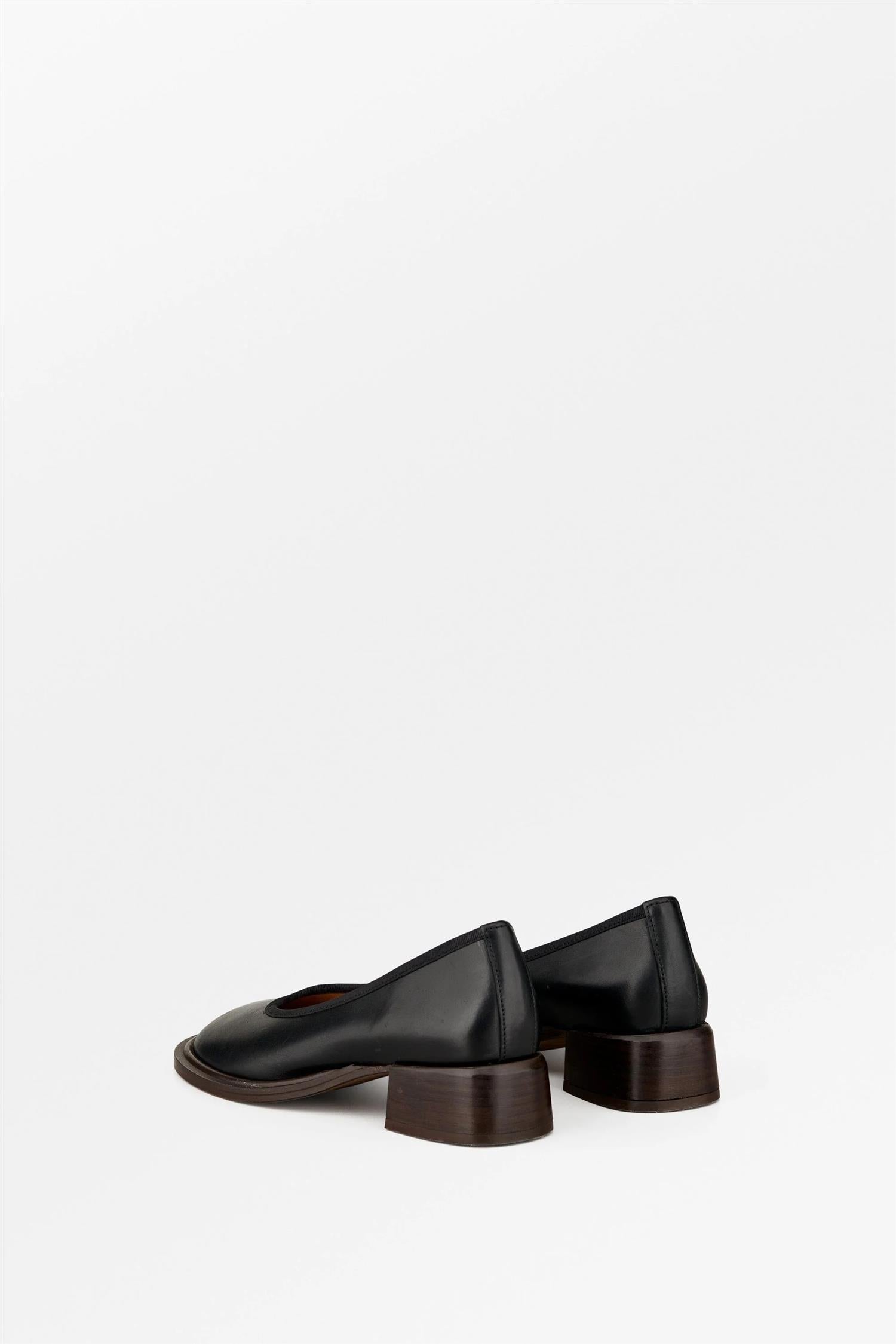 Alaia Leather Shoes