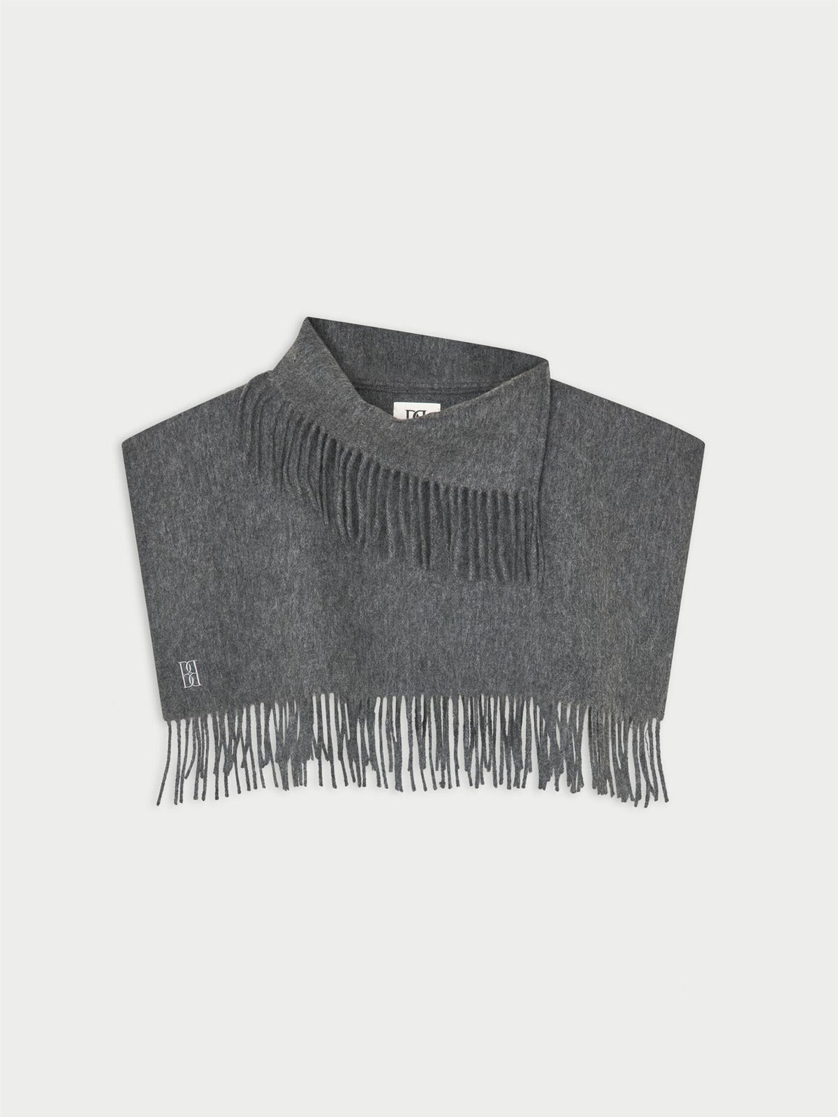 Turtla Wool Fringe Bib