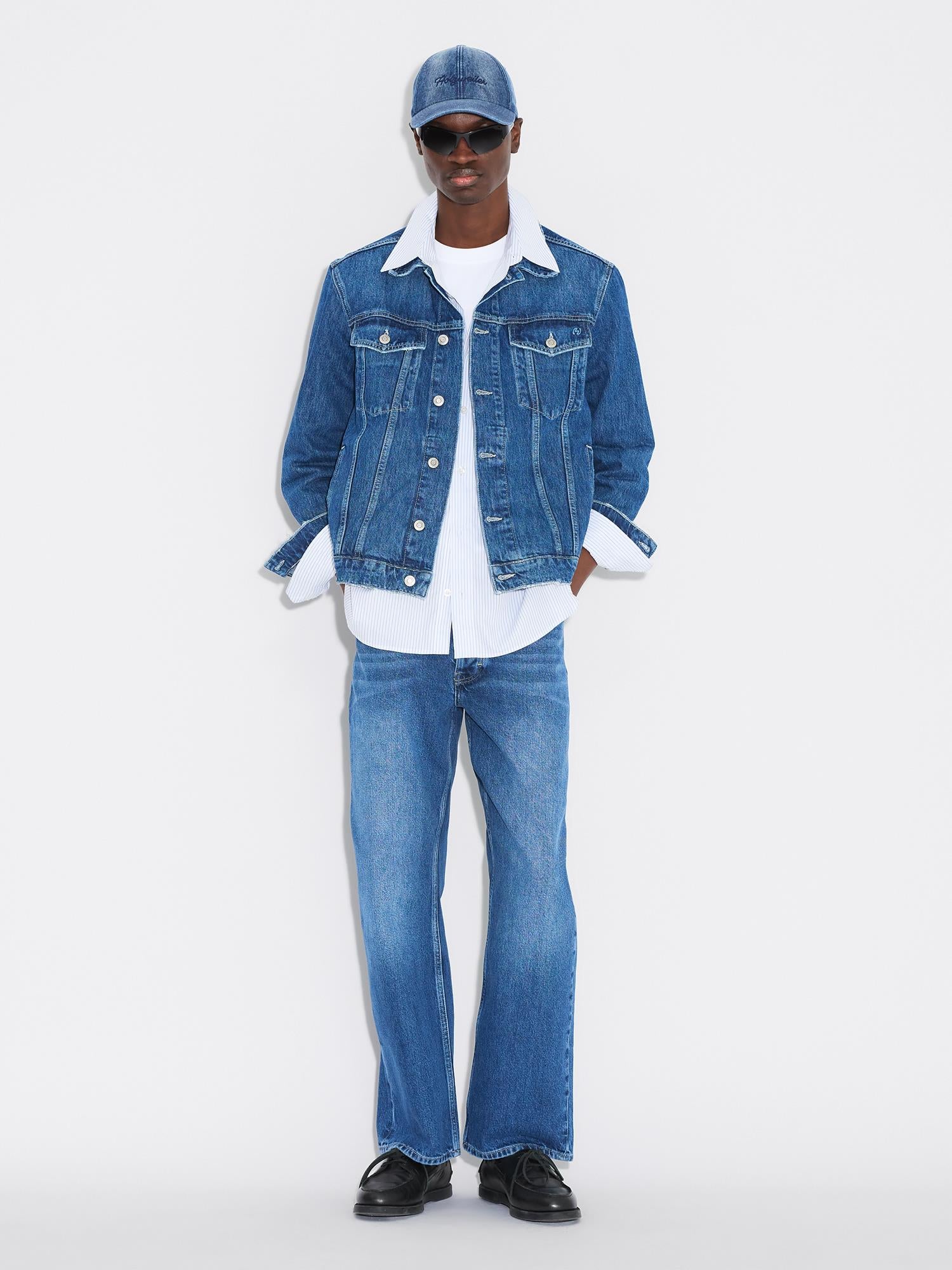 M Straight Jeans